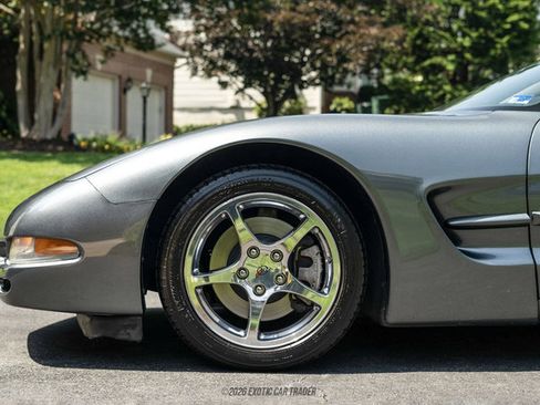 Used 2003 Chevrolet Corvette Convertible w/ Preferred Equipment Group1 RWD image 4