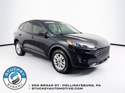 Used 2022 Ford Escape S image 1