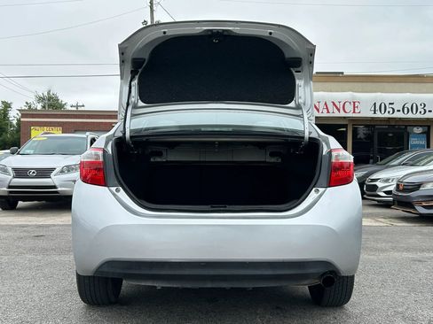 Used 2015 Toyota Corolla L FWD image 4