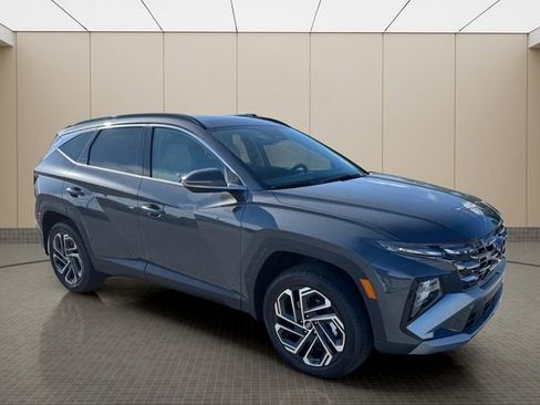 New 2026 Hyundai Tucson Limited AWD/4WD image 2
