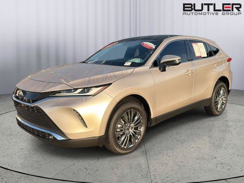 Certified 2023 Toyota Venza Limited AWD/4WD image 1