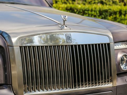 Used 2010 Rolls-Royce Phantom Coupe RWD image 21