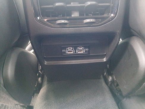 Certified 2023 Jeep Grand Cherokee Laredo X image 45