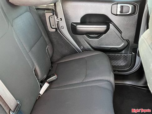 Used 2020 Jeep Wrangler Unlimited Sport AWD/4WD image 14