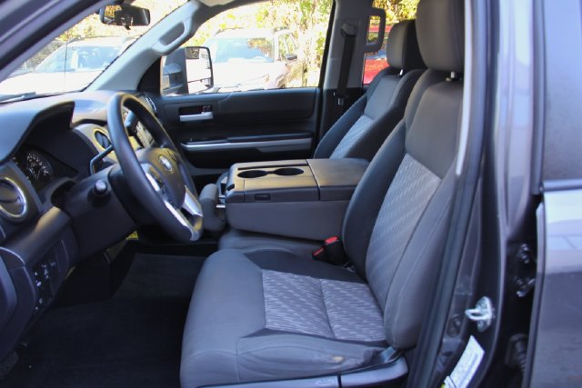 Used 2018 Toyota Tundra SR5 AWD/4WD image 21