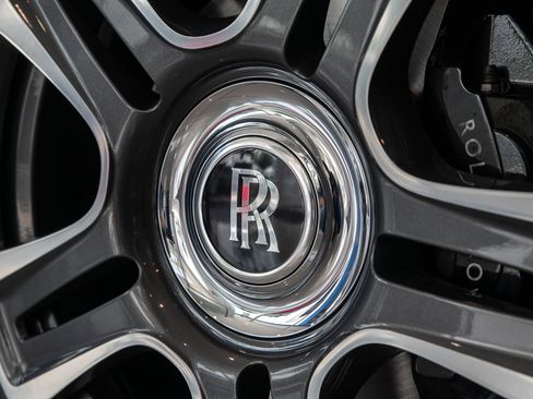 Used 2018 Rolls-Royce Ghost image 8