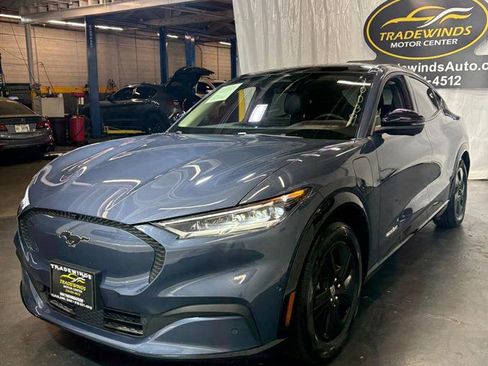 Used 2021 Ford Mustang Mach-E California Route 1 image 3