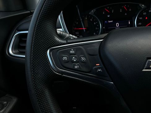 Used 2020 Chevrolet Equinox LT image 33