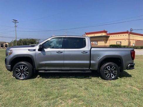 Used 2020 GMC Sierra 1500 AT4 w/ AT4 Premium Package image 7