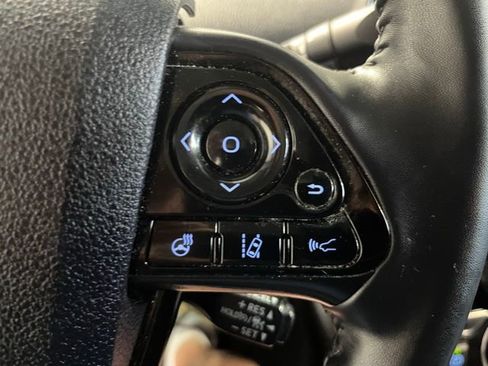 Used 2022 Toyota Prius Prime Limited image 26