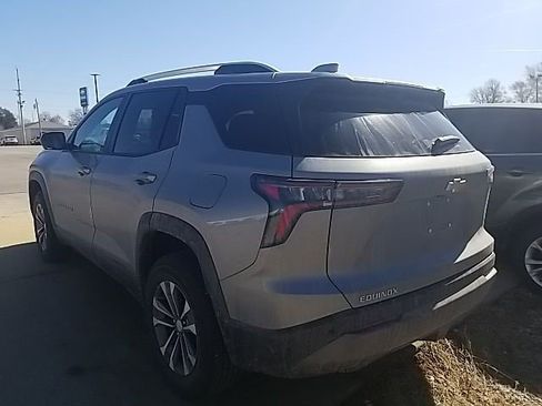 Certified 2025 Chevrolet Equinox LT w/ Convenience Package II image 18