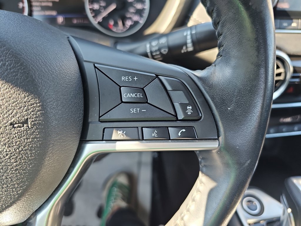 Used 2020 Nissan Sentra SV FWD image 23