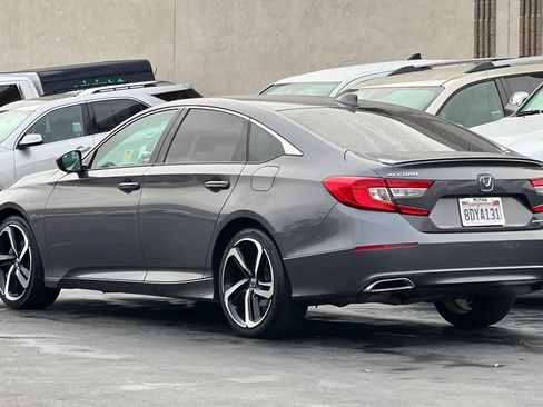 Used 2018 Honda Accord Sport image 7
