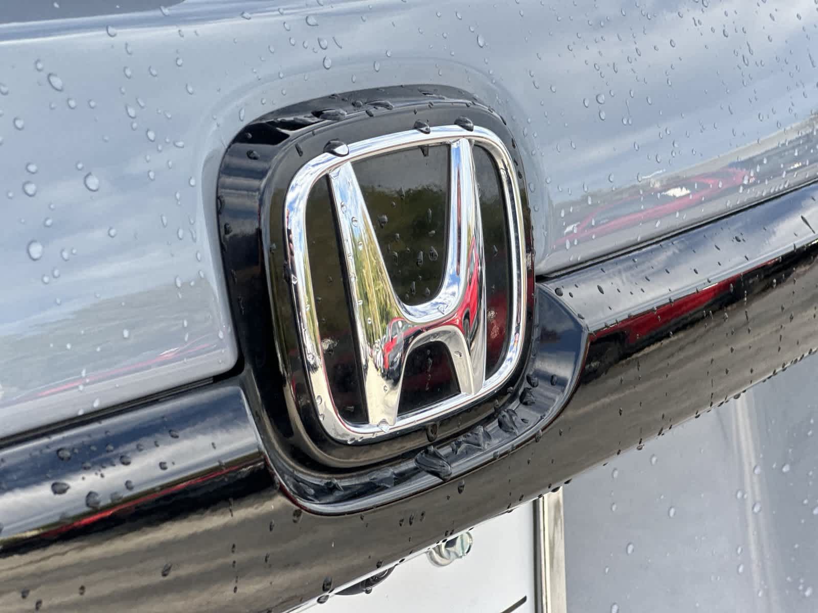 Used 2025 Honda Passport EX-L image 10