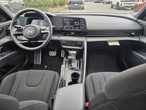 New 2026 Hyundai Elantra Sport FWD image 15