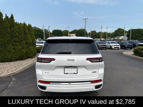 Used 2024 Jeep Grand Cherokee L Overland w/ Advanced Protech Group III AWD/4WD image 5