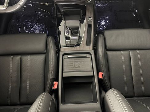 Used 2021 Audi Q5 Prestige w/ Prestige Package AWD/4WD image 30