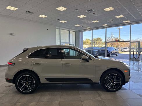 Used 2020 Porsche Macan S AWD/4WD image 4