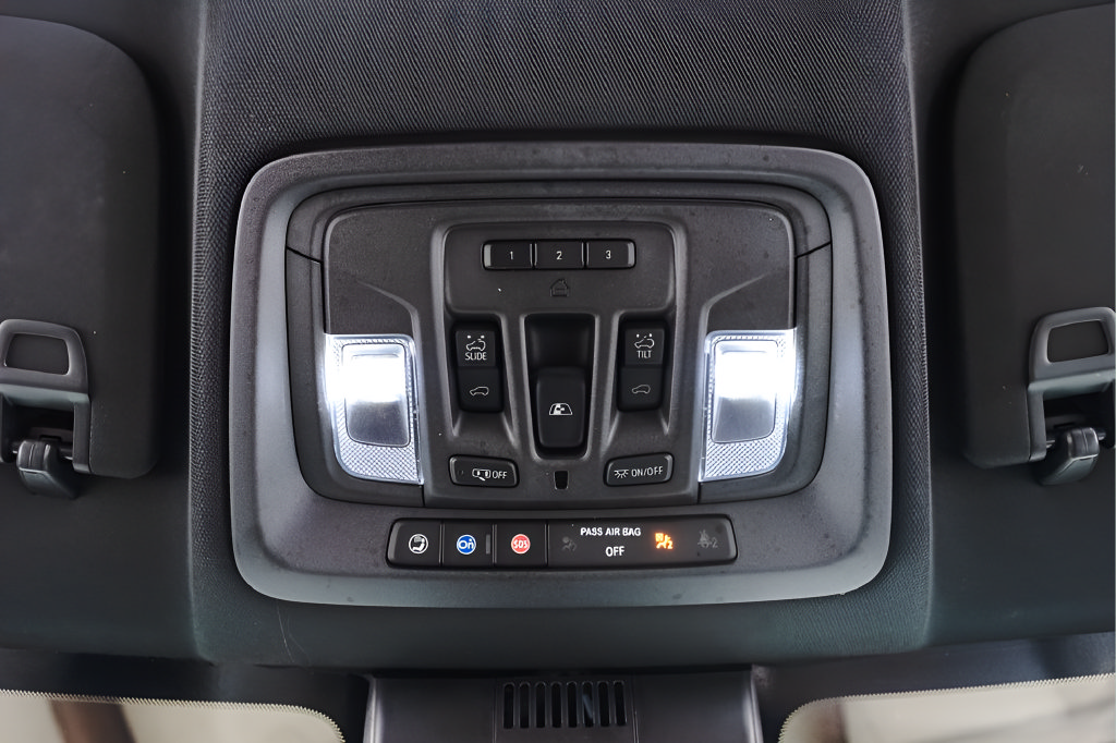 Used 2023 GMC Sierra 1500 AT4 w/ Technology Package AWD/4WD image 19