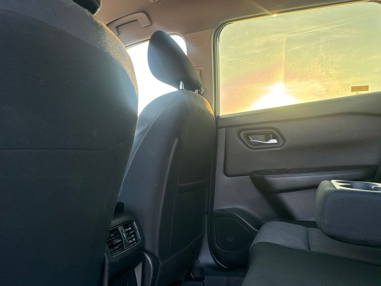 Certified 2024 Nissan Rogue SV AWD/4WD image 33