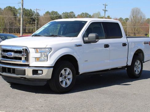 Used 2016 Ford F150 XLT w/ Equipment Group 301A Mid image 3