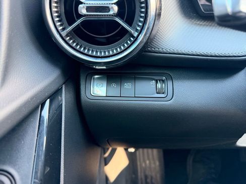 Used 2025 Chevrolet Equinox LT w/ Convenience Package II image 22