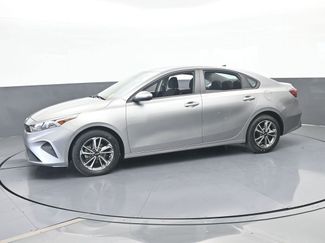 Used 2023 Kia Forte LXS video 2