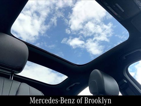 Certified 2022 Mercedes-Benz E 350 4MATIC Sedan image 17