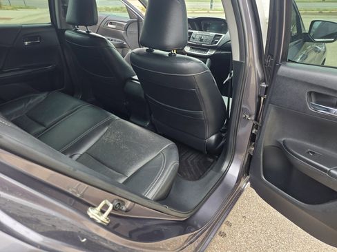 Used 2015 Honda Accord Sport image 26
