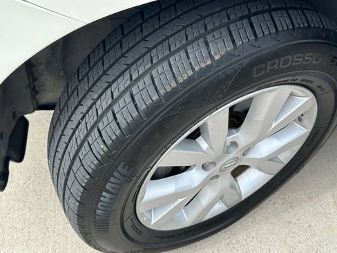 Used 2012 Nissan Murano SV FWD image 28