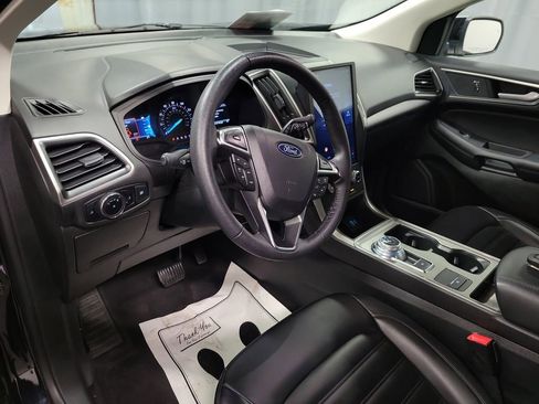 Used 2024 Ford Edge SEL image 13
