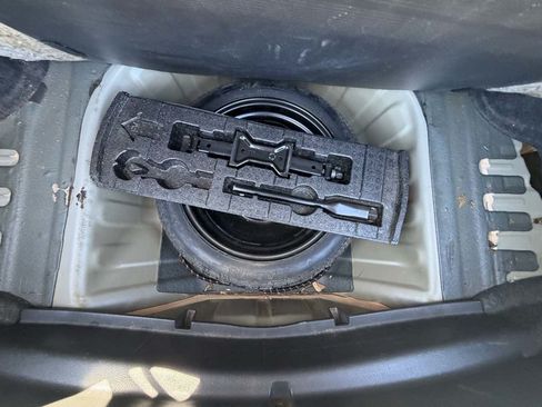Used 2017 Nissan Altima 2.5 SV FWD image 23