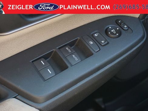 Used 2017 Honda CR-V EX image 29