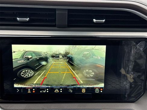 New 2026 GMC Sierra 3500 Denali w/ Denali Reserve Package image 15