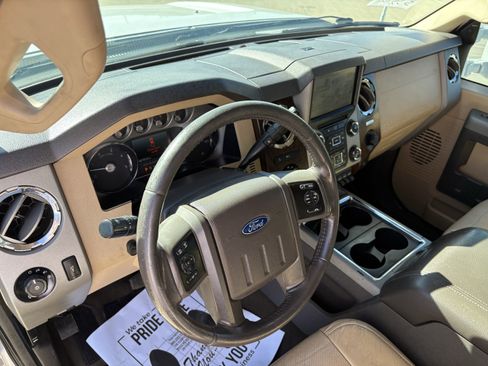 Used 2016 Ford F250 Lariat w/ Lariat Ultimate Package image 18