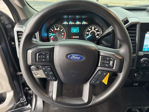Used 2019 Ford F150 XLT image 30