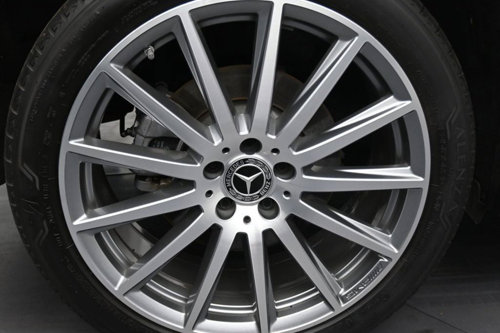 Used 2022 Mercedes-Benz GLA 250 4MATIC image 46