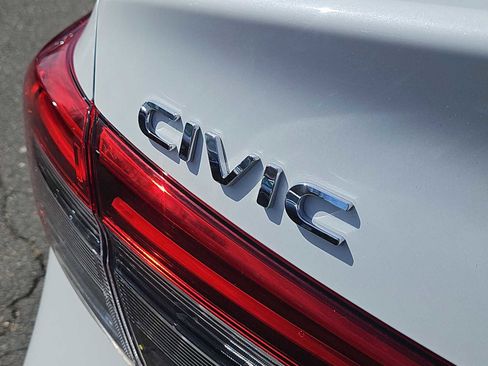 Certified 2023 Honda Civic EX image 12