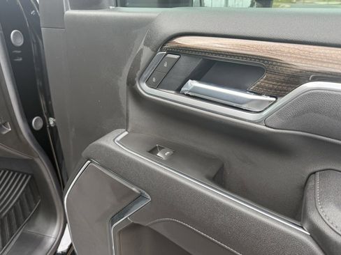 Used 2025 Chevrolet Silverado 2500 LT w/ Z71 Chrome Sport Edition image 31