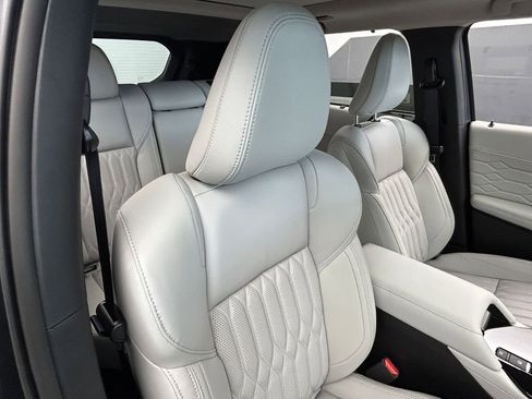 New 2026 Mitsubishi Outlander SEL FWD image 39