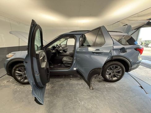 New 2026 Ford Explorer Active w/ Active Comfort Package image 17