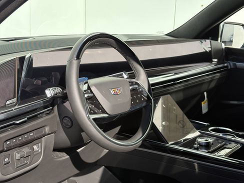 New 2026 Cadillac Escalade ESV Sport image 18