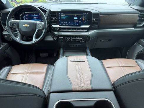 Used 2024 Chevrolet Silverado 3500 High Country w/ High Country Premium Package AWD/4WD image 22