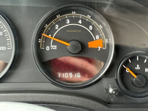 Used 2016 Jeep Patriot Sport image 20