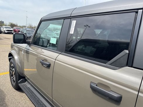 New 2026 Ford Bronco Outer Banks AWD/4WD image 27