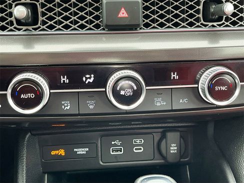 Used 2024 Acura Integra A-Spec image 16