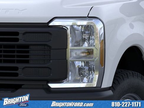 Used 2026 Ford F350 XL w/ FX4 Off-Road Package AWD/4WD image 18