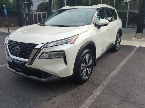 Used 2023 Nissan Rogue SL w/ SL Premium Package AWD/4WD image 1