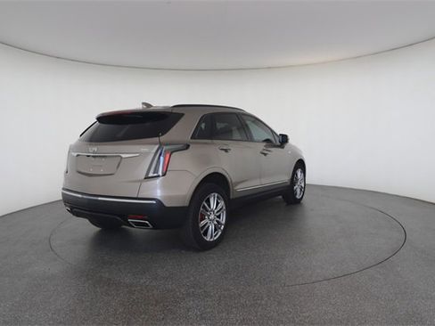 Used 2023 Cadillac XT5 Sportv image 18