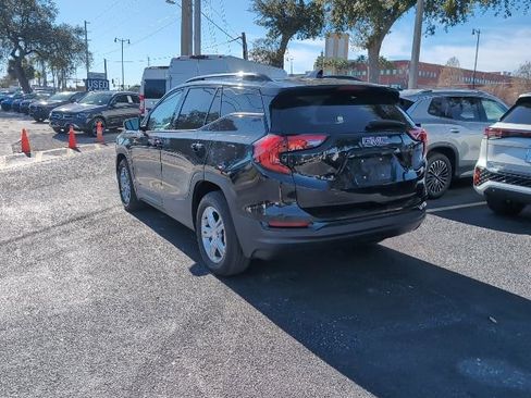 Used 2019 GMC Terrain SLE w/ Black Edition image 4